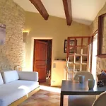 Сasa de vacaciones Domaine De Monteils *