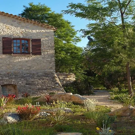 Dom wakacyjny Domaine De Monteils *