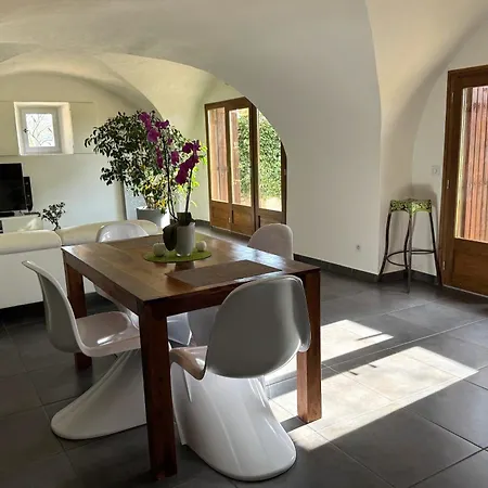 Domaine De Monteils Carnas