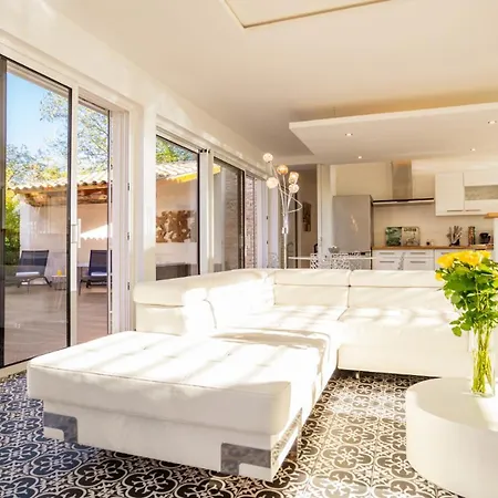 Casa de Férias Domaine De Monteils