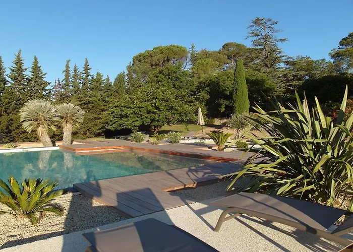 Domaine De Monteils Feriehus *